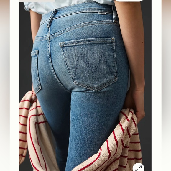 Mother Mid Rise Dazzler Ankle Fray Jean 25 New $238- anthropologie 😍 - Picture 3 of 16